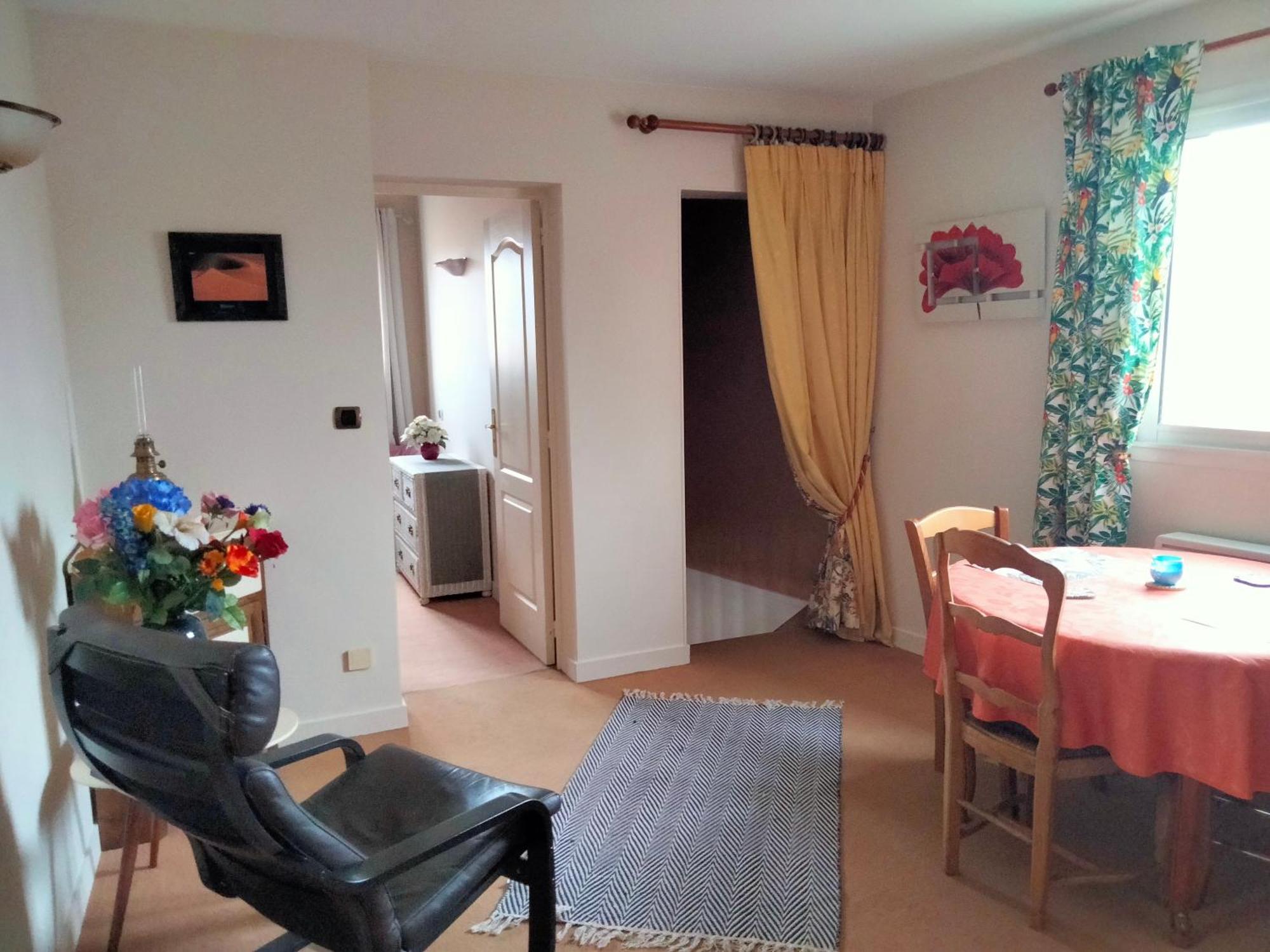 Chambre A Louer Chez L'Habitant Payre Exterior photo
